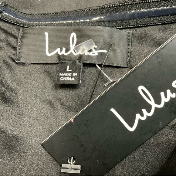 Lulus Little Black Halter  Tie Back Dress. Size Large. (NWT). - Picture 5 of 7